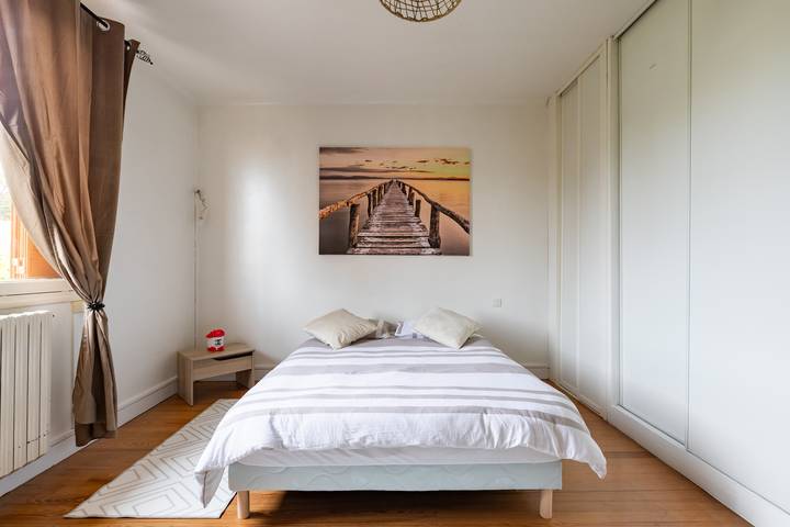 Apartamento entero, L'Écrin de Pamiers - Appt climatisé pour 6 in Pamiers, Ariège
