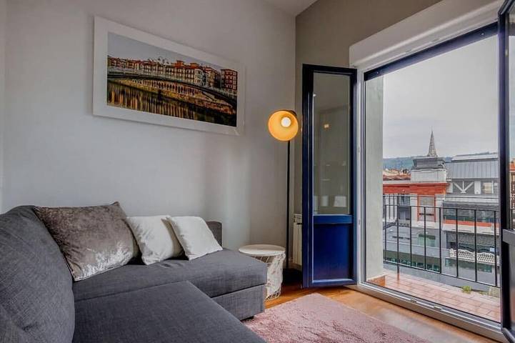 Location de vacances pour 4 personnes, avec balcon à Bilbao