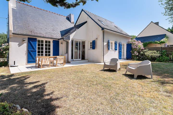 Ferienhaus für 10 Personen, mit Garten in Arzon