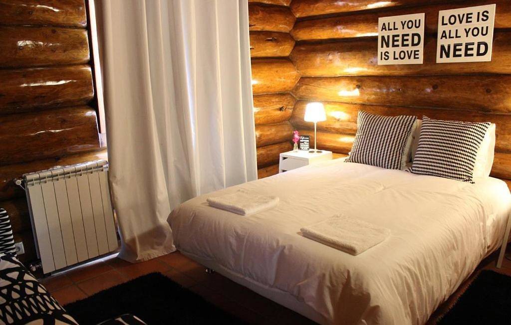 Apartamento inteiro, Two-Bedroom Chalet in Fonte Arcada e Oliveira, Distrito de Braga