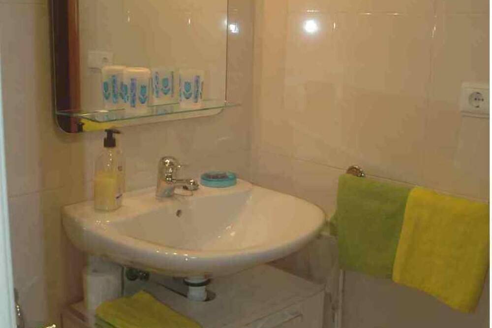 Entire apartment, Apartment at the end Camino Francés already in Santiago in Santiago de Compostela, La Coruña Province