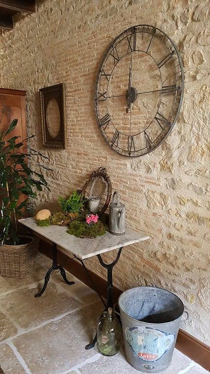 Chambres d'hôtes du Tilleul - Chambre Paul in Nanteuil-en-Vallée, Charente