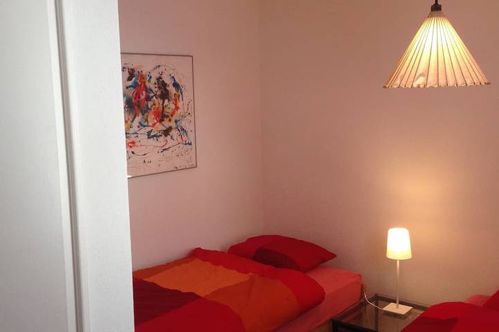 Ganze Wohnung, Familienfreundliche, ruhige Ferienwohnung in schönem Engadinerhaus in Silvaplana, Sankt Moritz