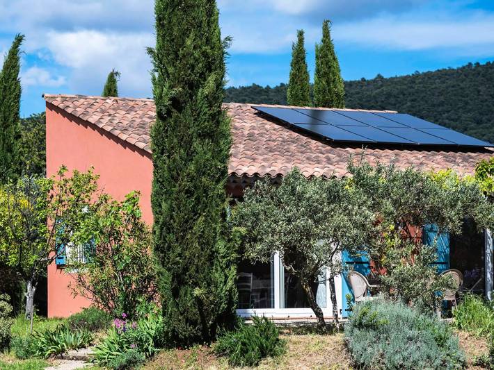 Location de vacances pour 4 personnes, avec piscine et jardin à Aups - 3