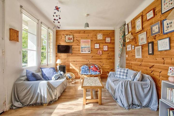 Location de vacances pour 7 personnes, avec Terrasse et Jardin dans Plage De La Redoute - 2