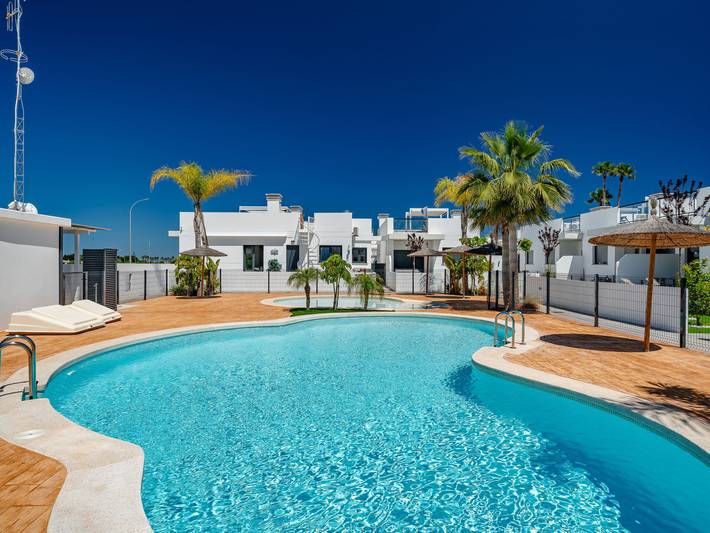 Casa de vacaciones para 4 personas, con balcón además de piscina y vistas - 1
