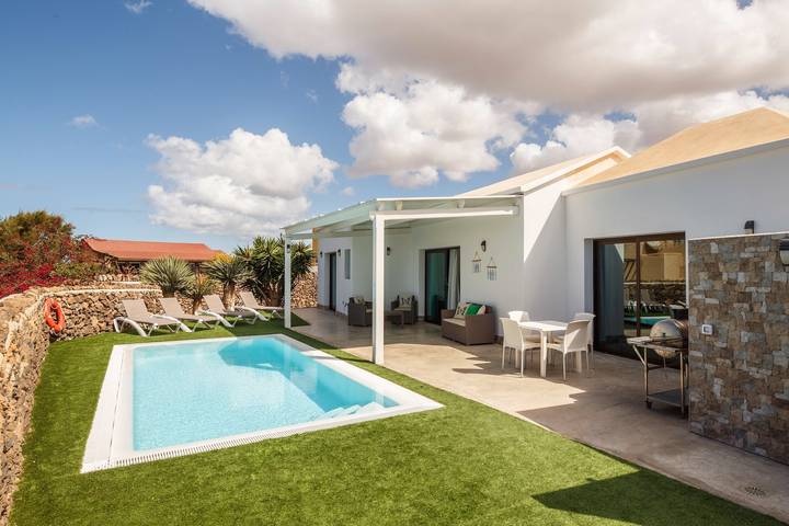 Villa for 14 personer, med hage på Fuerteventura