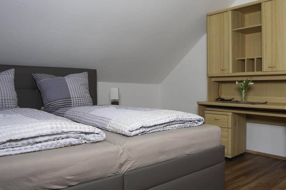 Ganze Wohnung, Ferienwohnung Grauschiefer - Weinstube Ferienwohnungen Johann Benzschawel in Irsch, Landkreis Trier-Saarburg
