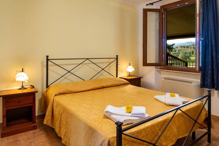 Appartamento per vacanze "Capracotta - Sole" in Maremma con 2 terrazze private, piscina e Wi-Fi in Roccastrada, Provincia di Grosseto