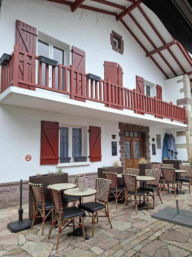 Location de vacances pour 5 personnes, avec terrasse à Saint-Étienne-de-Baïgorry - 2