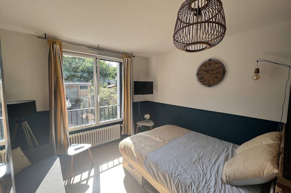 Appartement entier, Studio \"La Fregate\" - Proche Centre in Lorient, Côte des Mégalithes