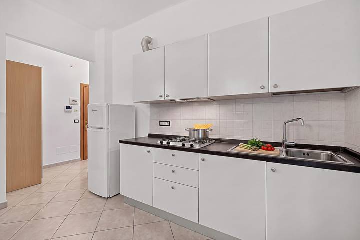 Appartamento intero, Seaview Pool Retreat - B2 in Andora, Riviera di Ponente