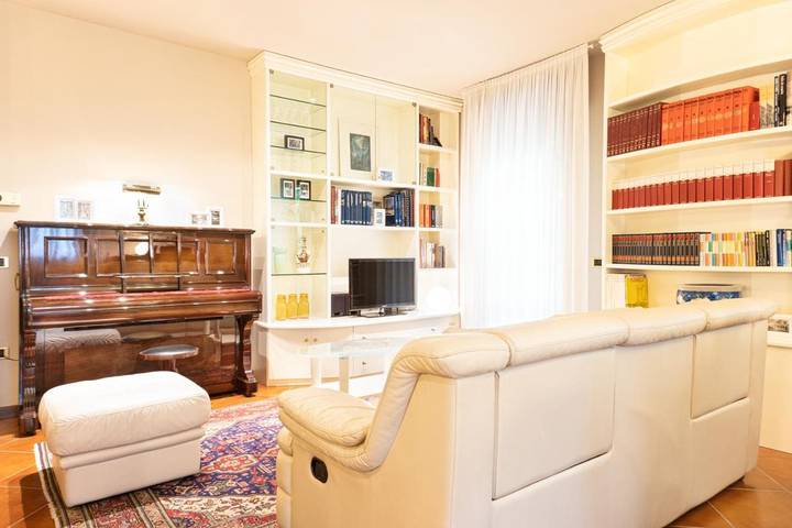 Ferienwohnung für 3 Personen, mit Ausblick und Garten in Treviso