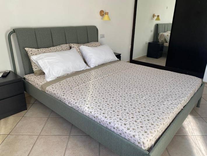 Appartamento per 4 persone, con Giardino e Panorama a Montecorvino Rovella