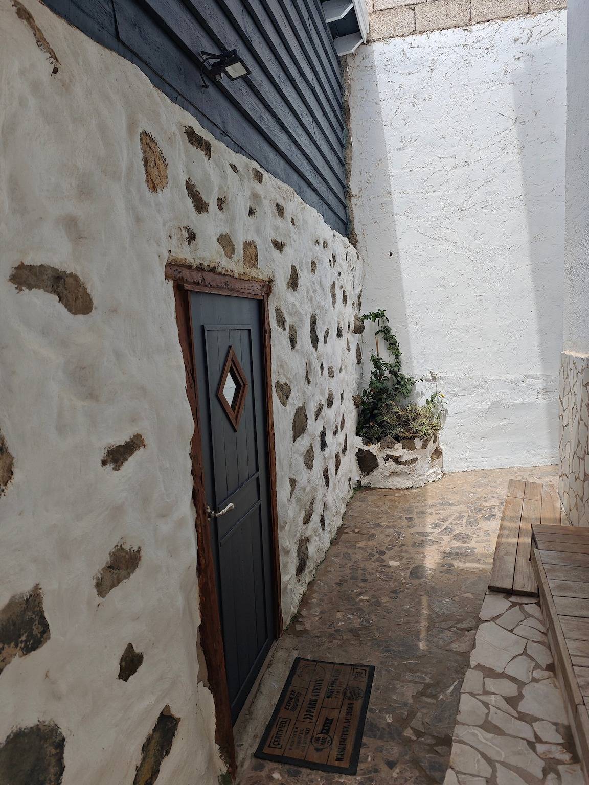 Maison de vacances « La Casita » avec vue mer et montagne, jardin partagé et Wi-Fi in Barrio Los Menores, Adeje