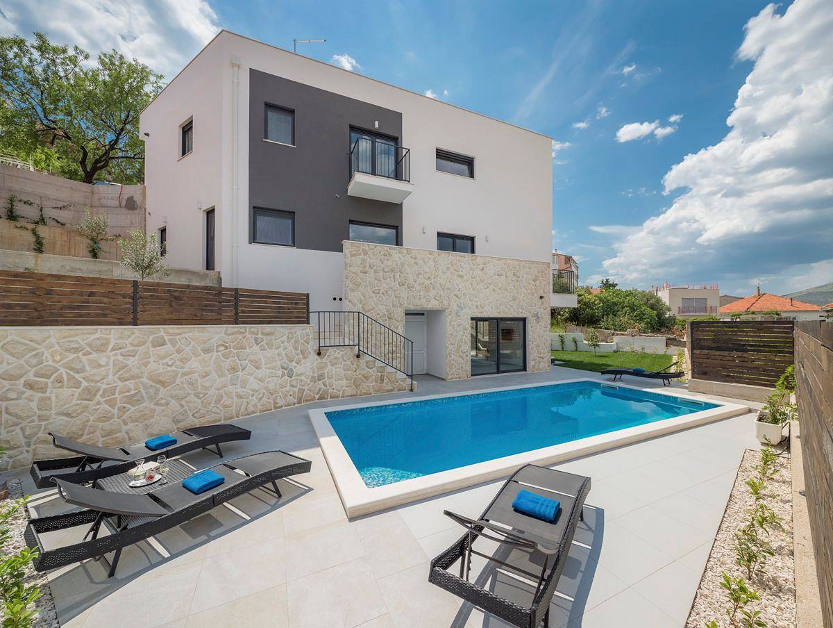 Villa for 10 People in Trogir, Ciovo