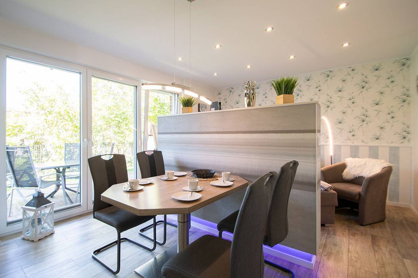 Appartement entier, Komfortable Ferienwohnung mit Balkon und moderner Ausstattung in Norddeich in Strand Norddeich, Norddeich