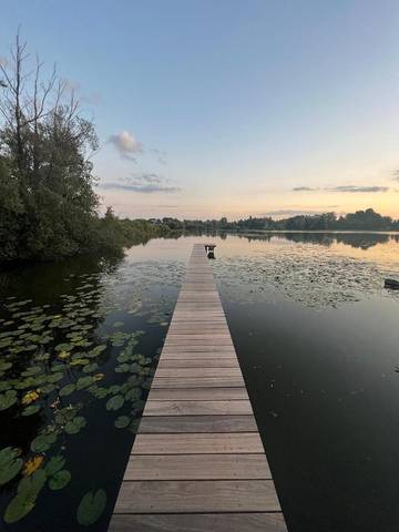 Gîte pour 5 personnes, avec vue et jardin ainsi que terrasse et vue sur le lac dans Féchain