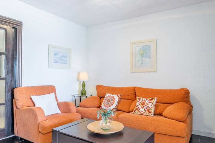 Apartamento entero, Apartamento "La Mar" con terraza privada y Wi-Fi in Platja de l'Espigó (Altea), Altea