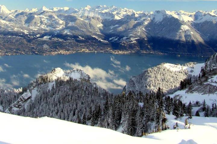 Location de vacances pour 6 personnes, avec terrasse et jardin, adapté aux familles dans Lully - 4