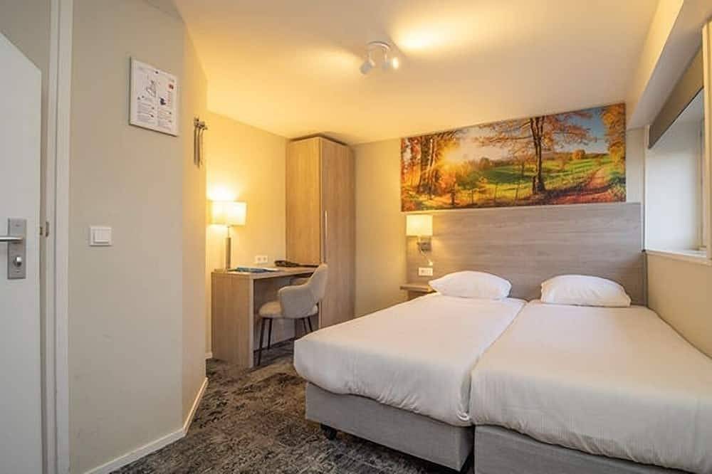 Family-Friendly Room in Relaxed Setting Near Roman Catacombs in Valkenburg, Limburg (Niederlande)