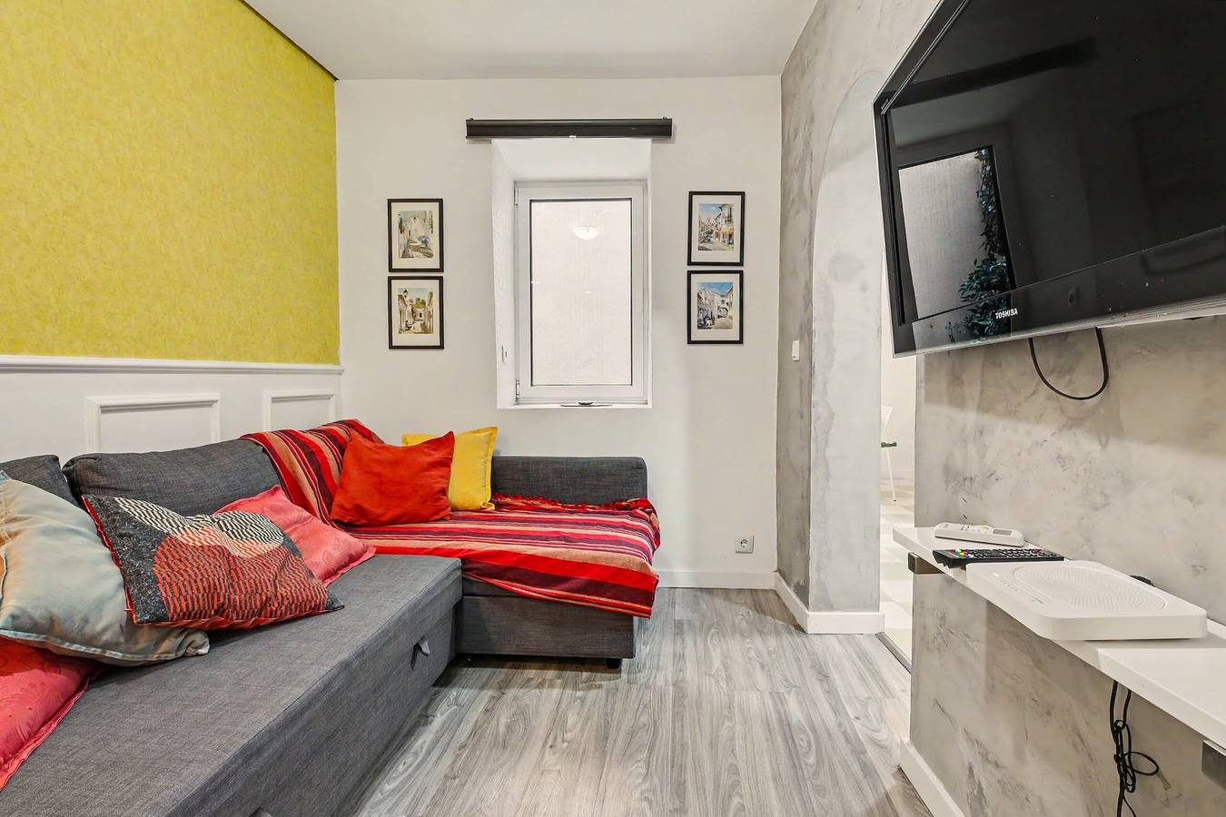 Apartamento entero, Apartamento 'Cantinho Lisboa Florista' con Wi-Fi y aire acondicionado in Misericórdia, Lisboa