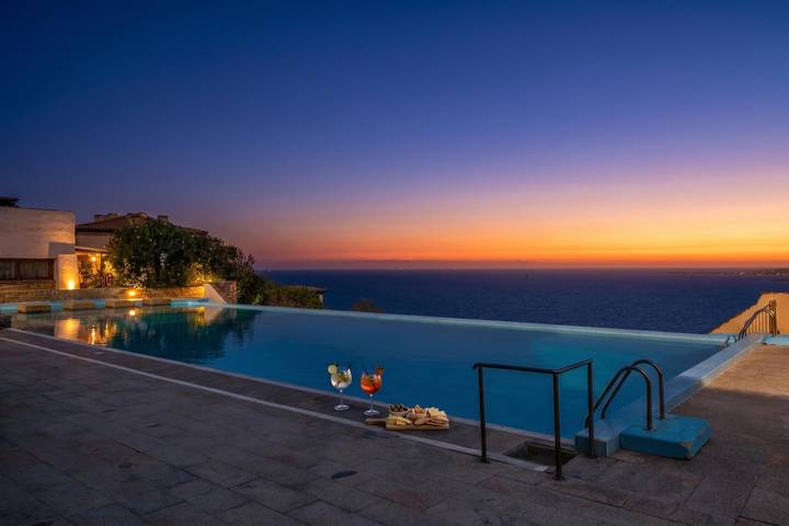 Gîte pour 5 personnes, avec vue sur l’océan ainsi que terrasse et piscine, adapté aux familles à Porto Rotondo - 2