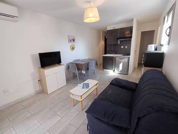 Gîte pour 2 personnes, avec balcon dans Port De Balaruc Les Bains