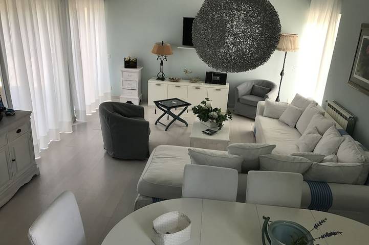 Villa für 13 Personen, mit Garten - 1
