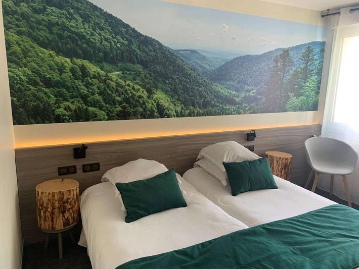 Hôtel pour 2 personnes, avec terrasse et jacuzzi ainsi que sauna et piscine