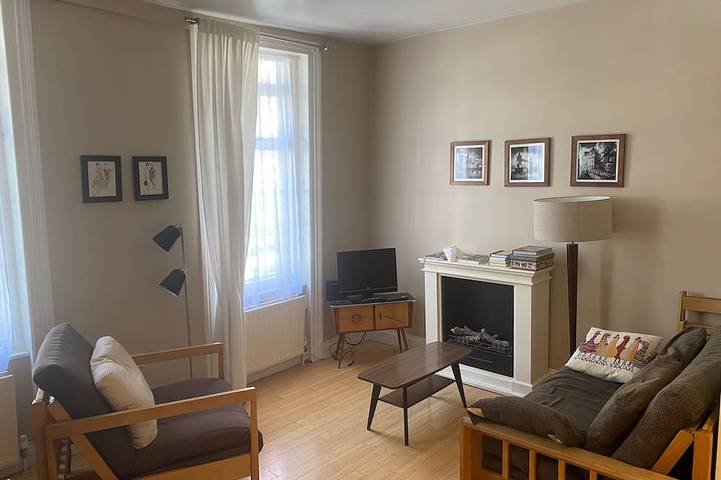 Vacation rental for 4 people, with yard and terrace in South East England