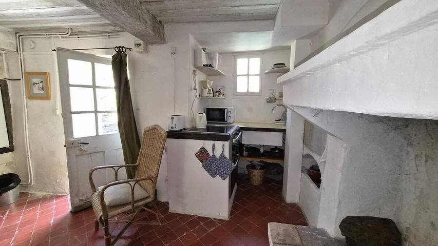 Gîte pour 2 personnes, avec Terrasse et Piscine dans Oppède-le-Vieux