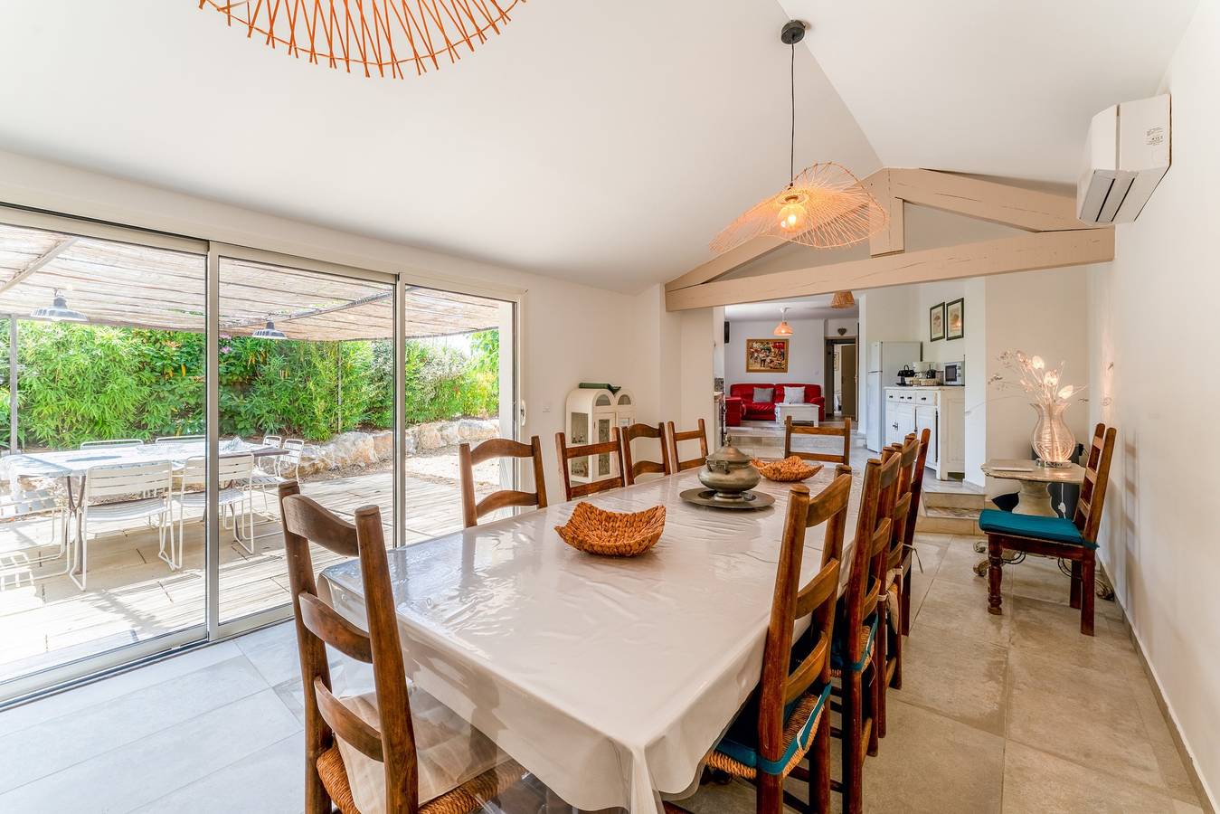 Maison de vacances 'Saumane, Grande Bergerie' avec piscine partagée, Wi-Fi et climatisation in Saumane-de-Vaucluse, Vaucluse
