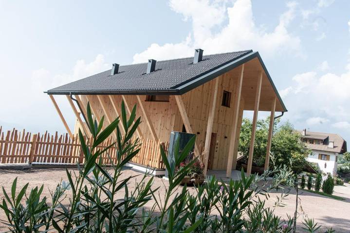 Ferienwohnung für 6 Personen, mit Pool und Whirlpool sowie Sauna und Garten
