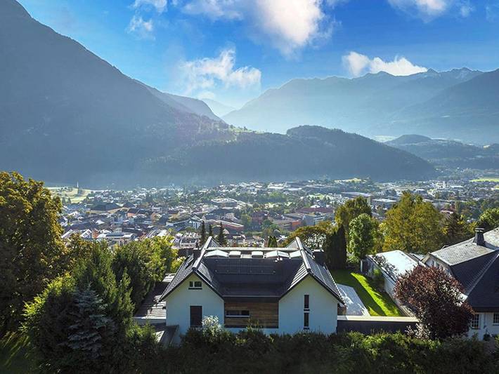 Vakantiewoning voor 6 personen, with Terras and Whirlpool as well as Tuin and Uitzicht in Imst