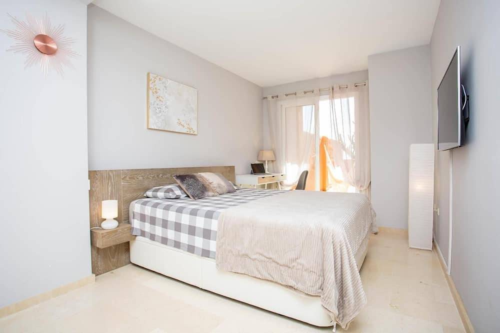 Luxury apart golf Sta María Marbella  3 bd 2.5 bth in Marbella East, Marbella