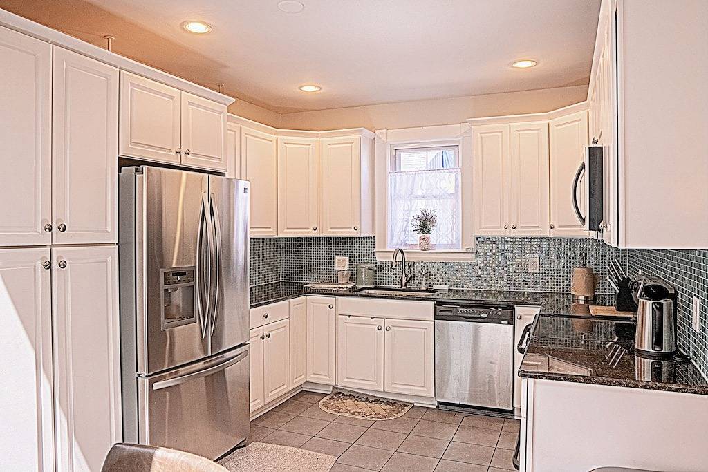 Charming 3-Bedroom Home Near Downtown Portsmouth! in Kittery, York County