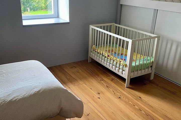 Pretty guest house ideal for families. in Saint-Euphrône, Région de Montbard