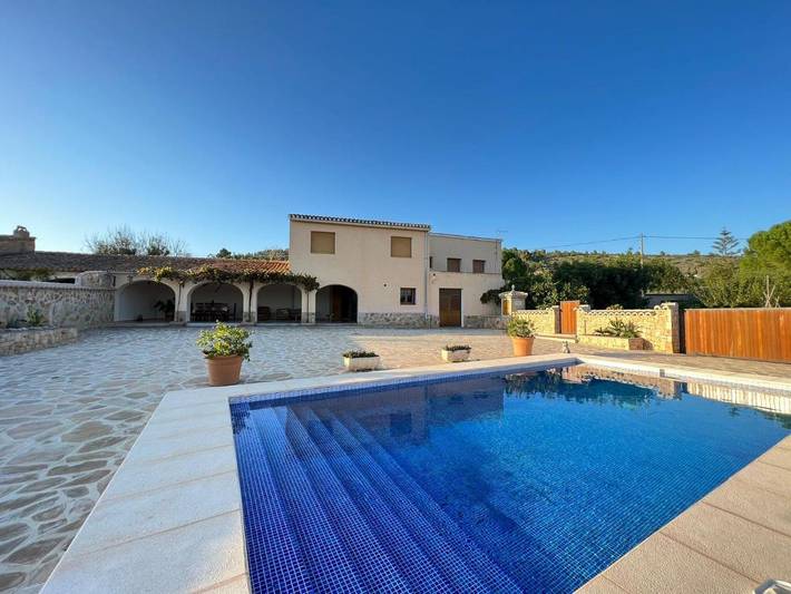 Casa rural para 8 personas, con Terraza y Jardín además de Piscina y Vistas en Jalón - 2