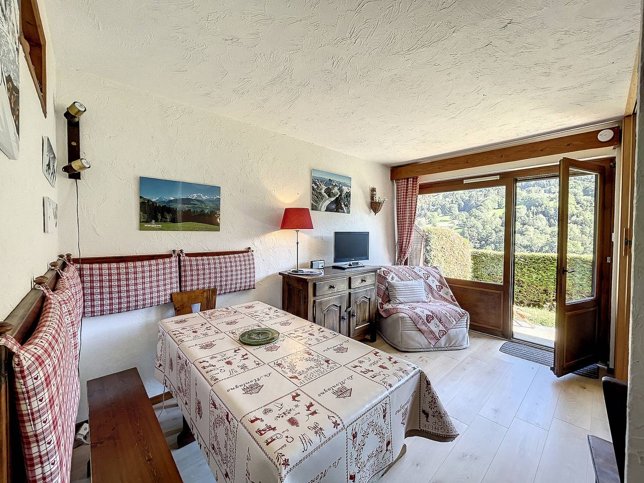 Appartement entier, Studio Cabine pour 4 Pers à Deux Pas du Domaine Evasion Megève in Demi-Quartier, Pays du Mont-Blanc