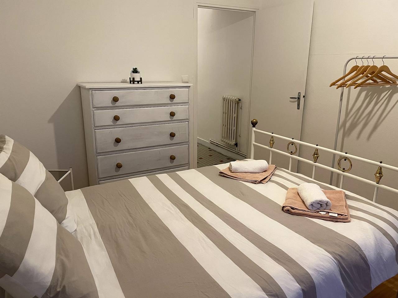Appartement de vacances entier, Spacious Alpine 3-bedroom Pyrenees Apartment in Saint-Béat, Pyrénées
