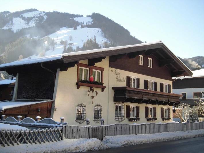 Vakantiewoning voor 5 personen, met uitzicht en balkon in Viehhofen