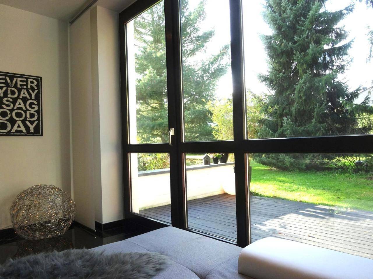 Ganze Wohnung, Apartment Black & White Neuss in Neuss, Rhein-Kreis Neuss