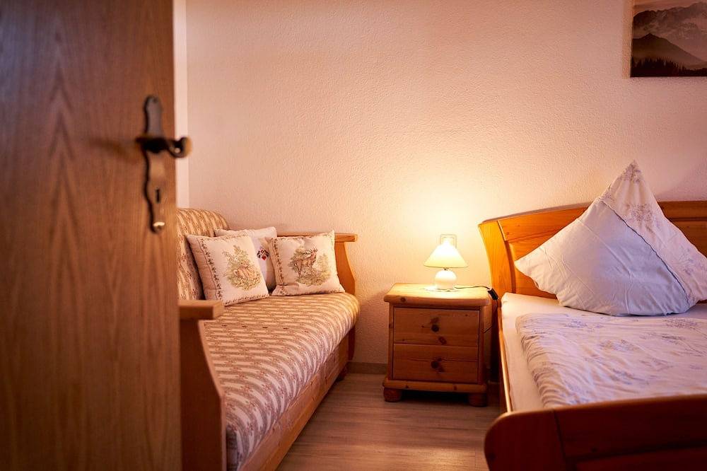 Ganze Wohnung, Schmidtler's Nest - Ferienwohnung Schmidtler's Nest in Warngau, Alpenland Tegernsee Schliersee