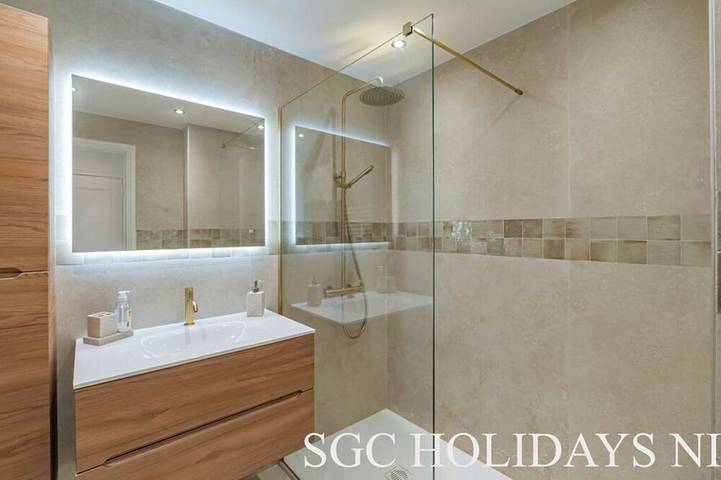 Gîte pour 4 personnes, avec balcon dans Le Boulevard Frank Pilatte - 4