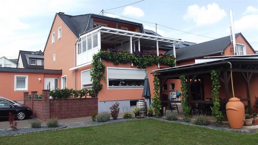 Ferienwohnung für 2 Personen, mit Garten, kinderfreundlich in Kröv