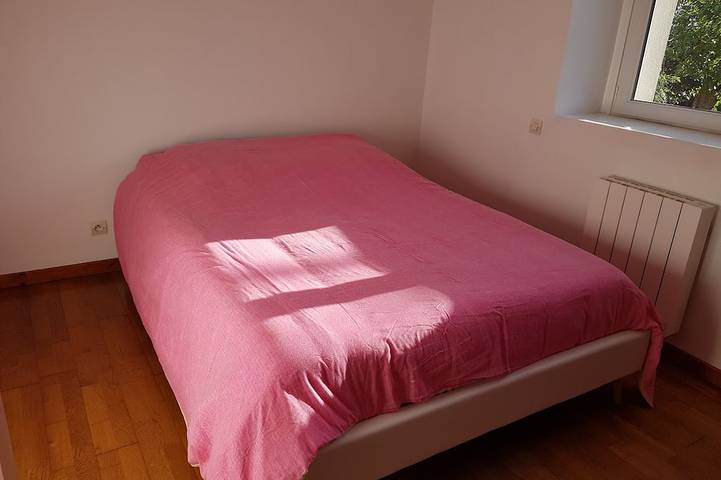 Location de vacances pour 8 personnes, avec jardin et terrasse à Irodouër - 2