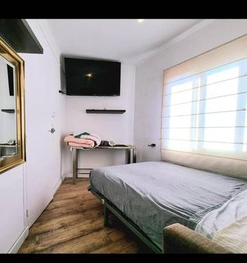 Gîte pour 5 personnes, avec balcon à Esplugues de Llobregat