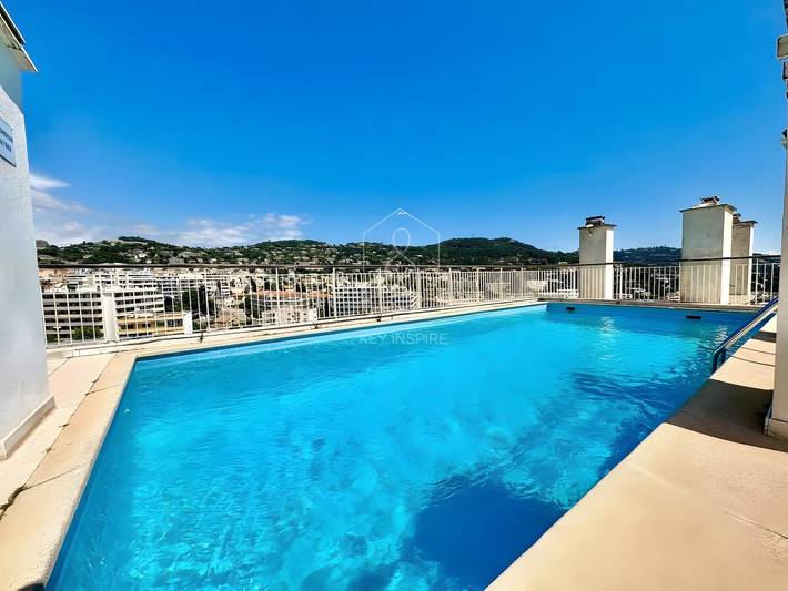 Studio pour 2 personnes, avec Balcon à Le Cannet