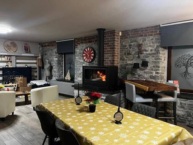 Gîte pour 3 personnes, avec balcon à Chimay - 2